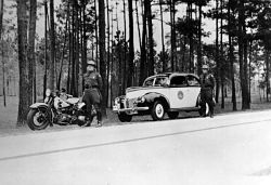 Two unidentified troopers on the side of the road circa 1941. Photo: Florida Memory Project